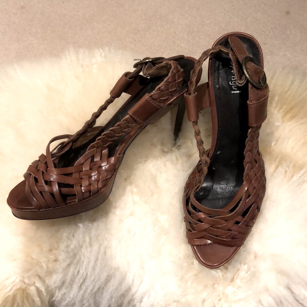 Sportsgirl brown heels. Size 6